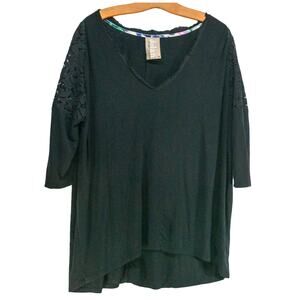 Women's Medium Shirt Black DOLAN Tunic 3/4 Length Sleeve Oversized Stretchy Top